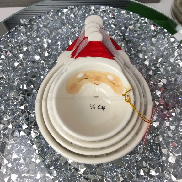 🎅🏼New Santa Claus measuring cups - set of 4 - Picture 1 of 8